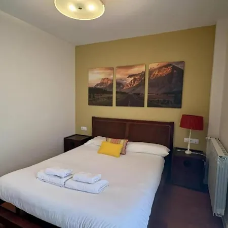 Apto Varellas L Vistas L Wifi L Amplio L Balcon * Sabiñánigo